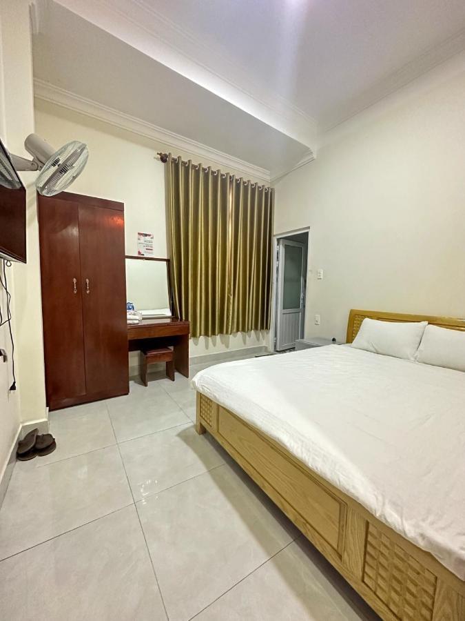 Guesthouse Thang Linh Dalat Exteriör bild